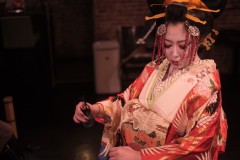 2727c151a12534f73a1a74b2c81533a7